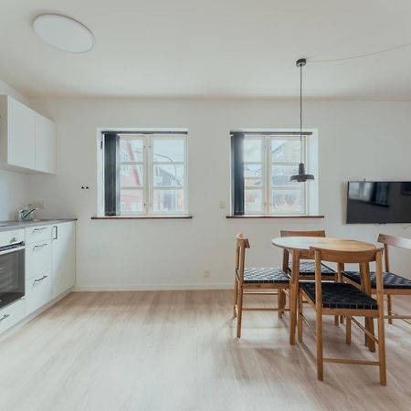 1 Bedroom Apartment / Central / טורשאבן מראה חיצוני תמונה